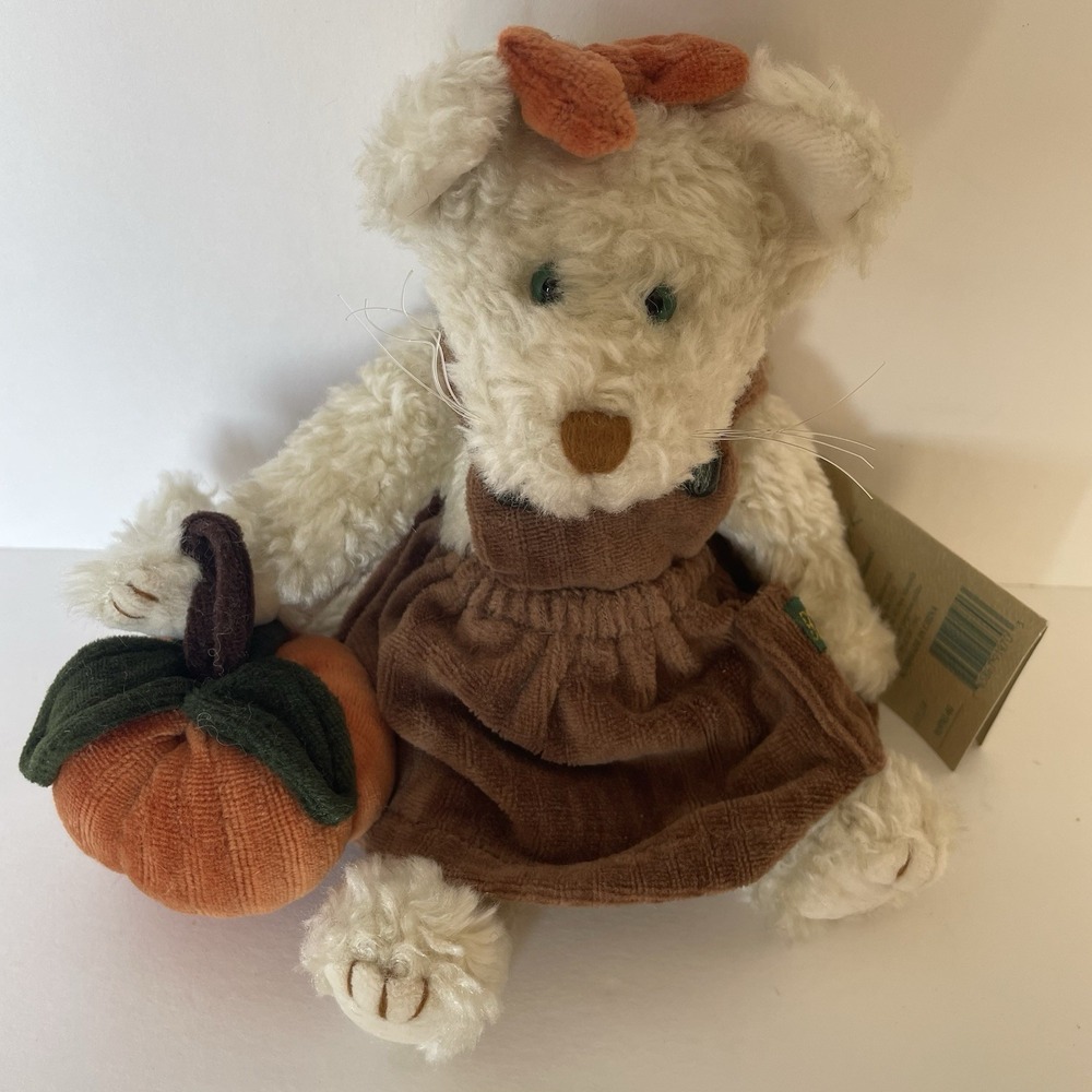 Boyds Bears Felina B. Catterwall 8" Bear with Pumpkin J.B. Bean & Associates NWT